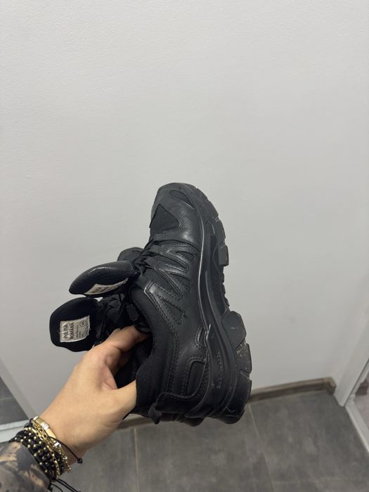 Ghete politie 43 folosite dar in stare buna fara defecte