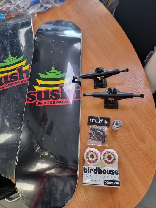 Скейтборд Sushi 8.125 birdhouse-колела