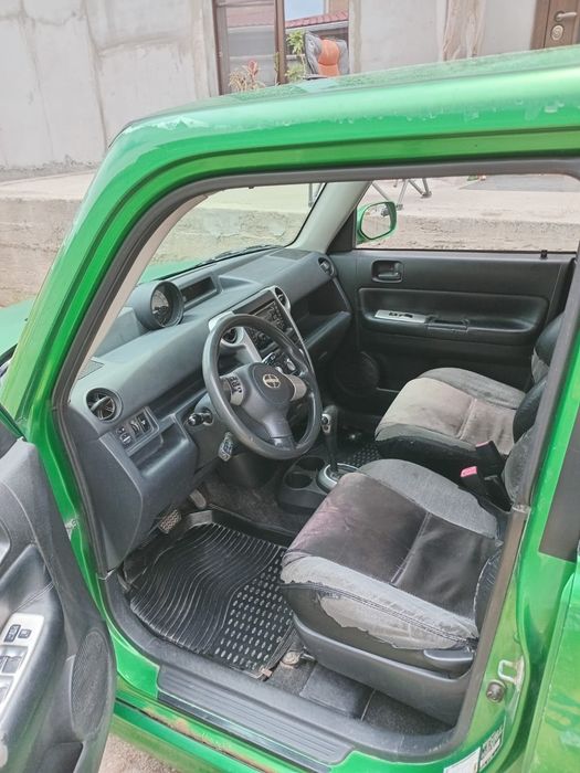 Тойота bB scaion