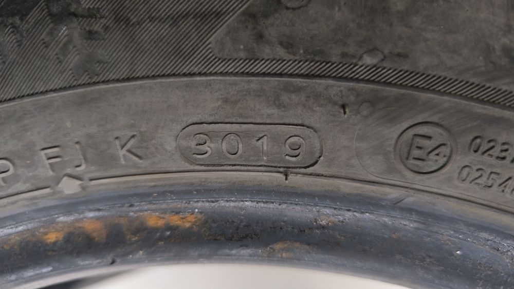 Зимни гуми KINGSTAR 205/55/R16 94H