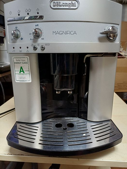 Espressor Delonghi Magnifica