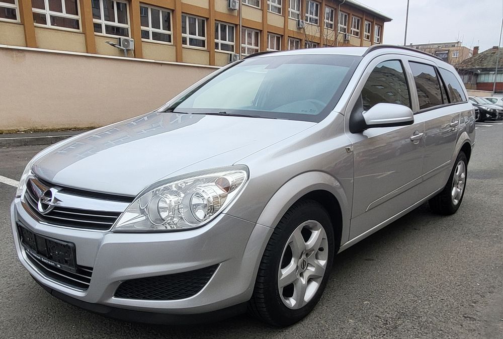 Opel Astra H an 2008 1.7 TDI recent adus,IMPECABIL