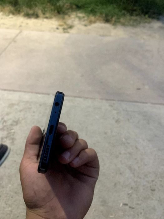 Techno spark 10c yangi