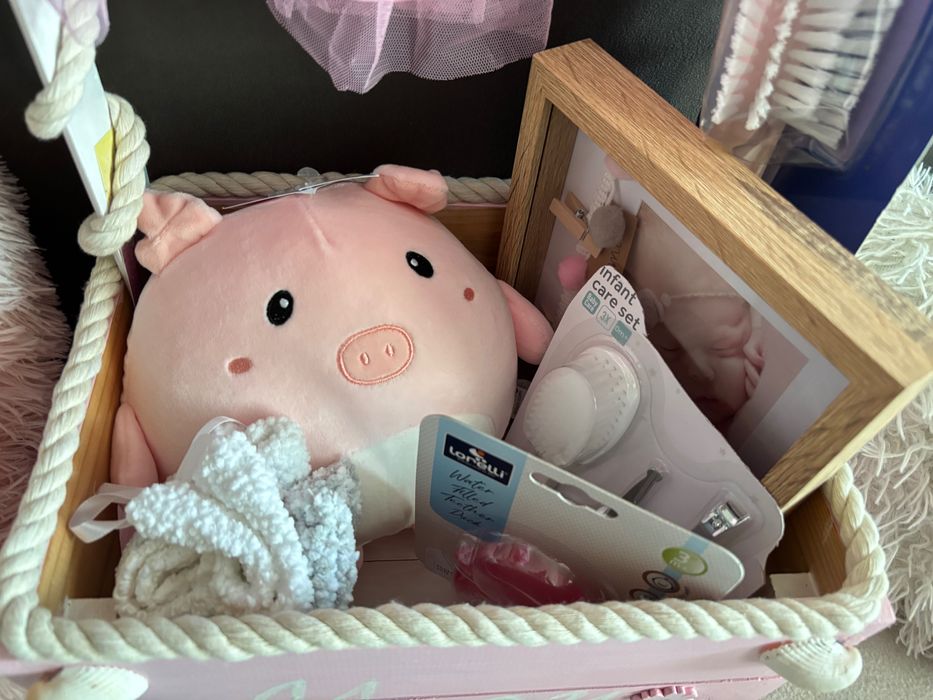 Бебешки ръчно направен гардероб