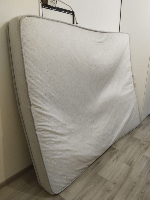 Продам матрац 160*200