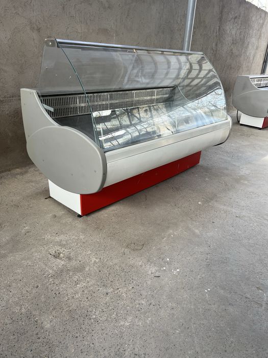 Витринный холодильник Таир 1-8