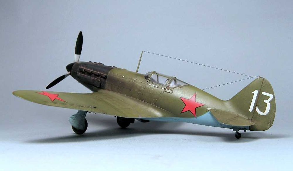 Сборная модель самолета МиГ-3 (ICM, 1:48)