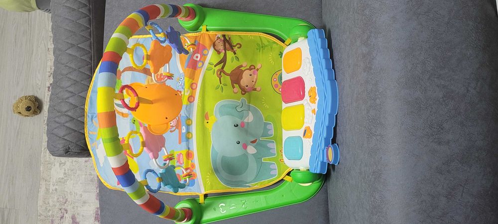 vand saltea de activitati bebelusi