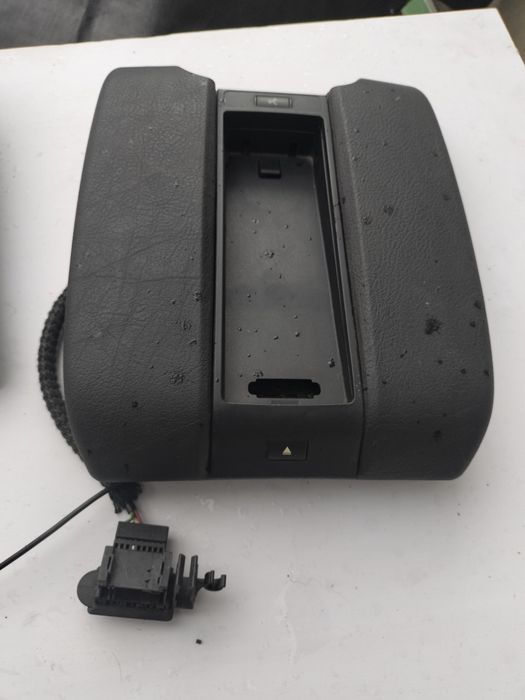 Подлокотник  E39