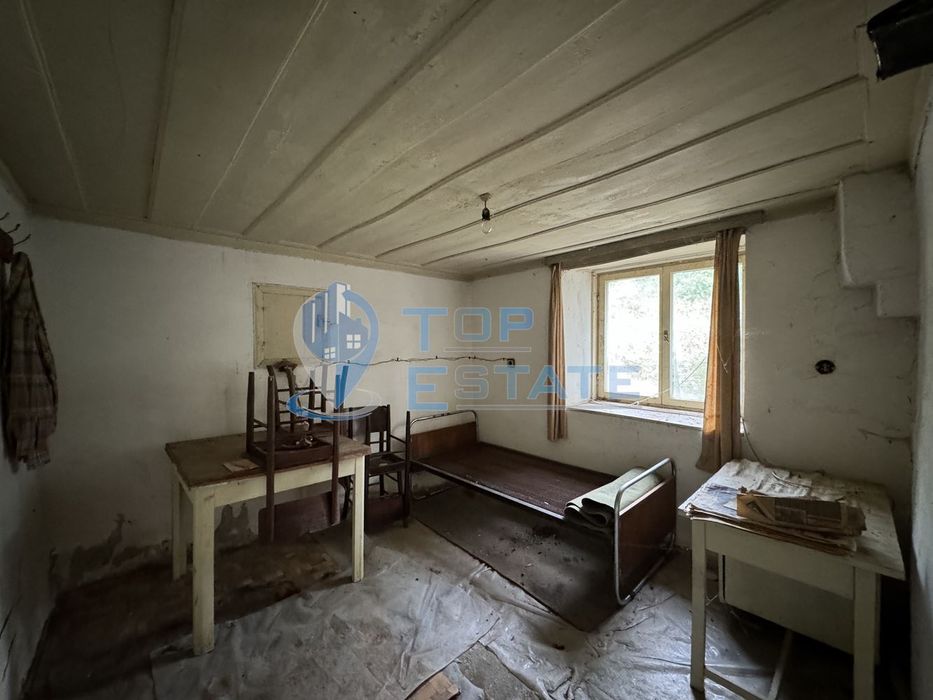 Продава се Къща в Златарица - 300 кв.м за 234 €/кв.м - Снимка #6