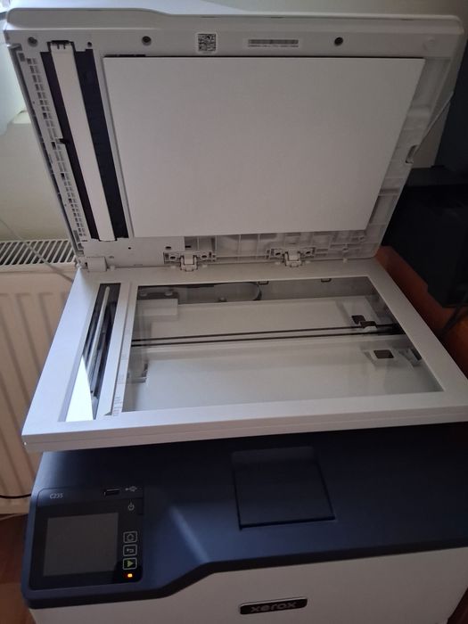 Imprimanta xerox c235