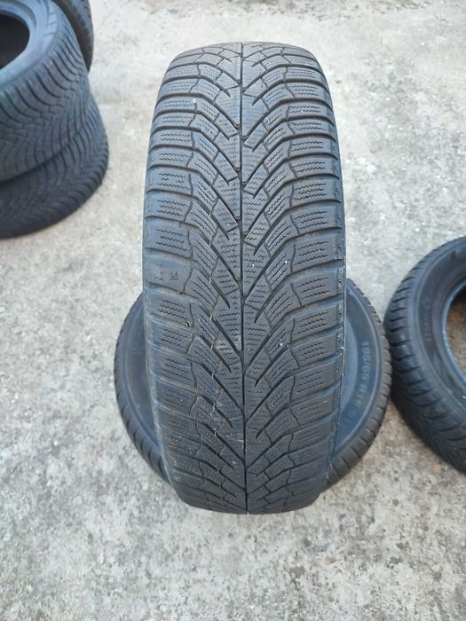 4 бр. 215/65/17 Зимни гуми Kumho