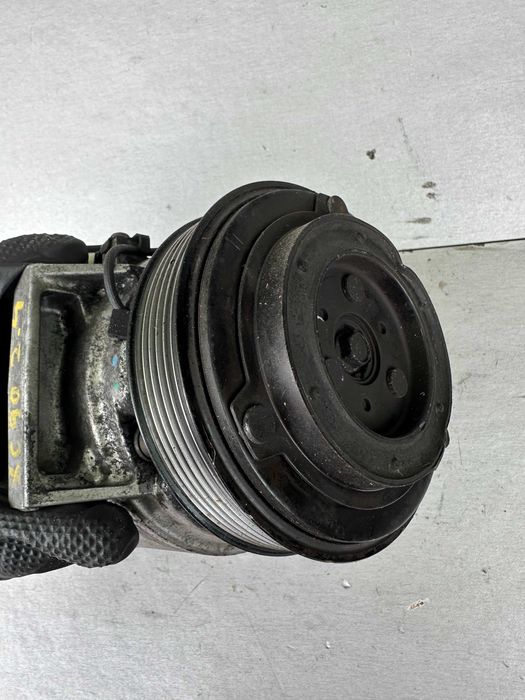Compresor Clima Volvo XC90 2.4 D 8708581 an 2007-2014 motor D5244T4