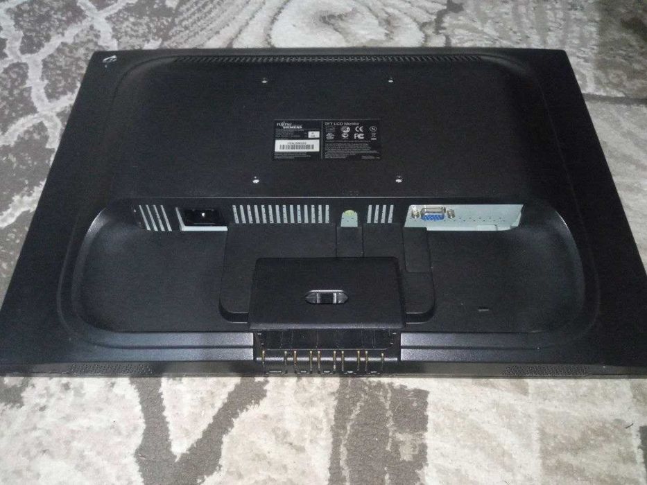 Монитор FUJITSU computers SIEMENS