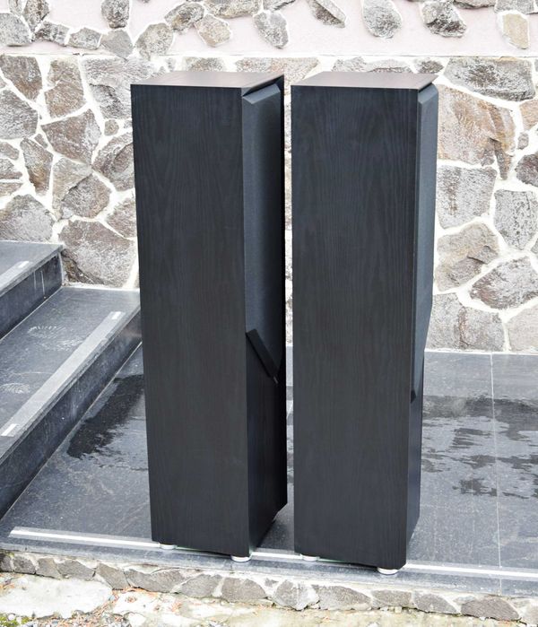 Boxe T+A Criterion T 110 E, boxe de podea