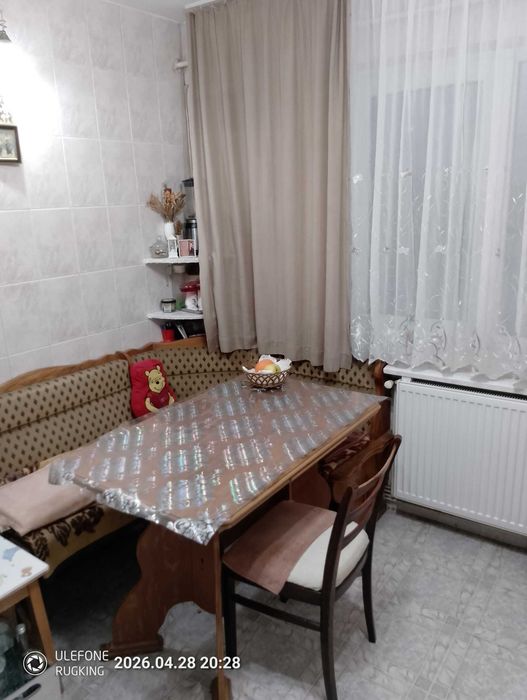 Proprietar, vand apartament cu 4 camere