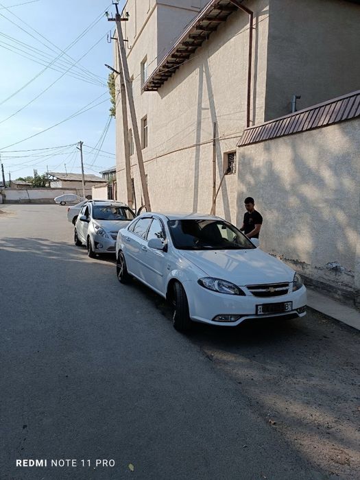 Jentra  ideal holatda ishi yoq naxadu moshina