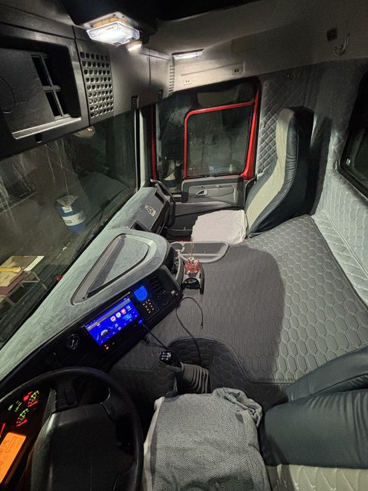 Продам Хова 20 тонн