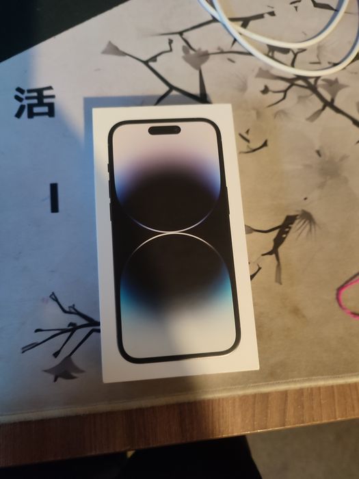 IPhone 14 pro 256 go space black