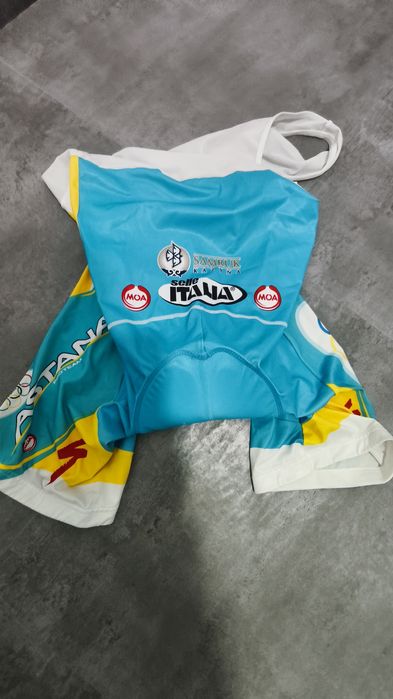 Продам велоформу Astana , original