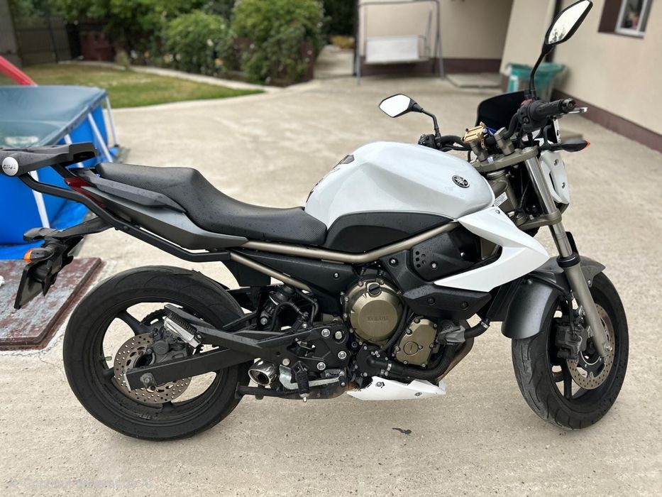 Yamaha XJ6 Naked