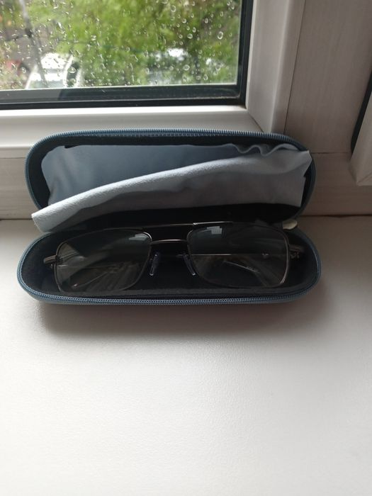 Продам очки хамелеон