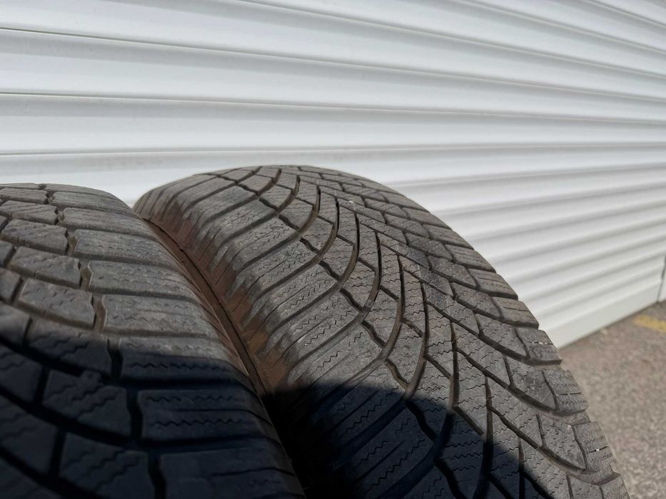 ЗИМНИ гуми BRIDGESTONE 235/65/17 с ДОТ 27/2024г.