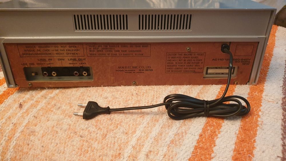 Кассетная дека AKAI