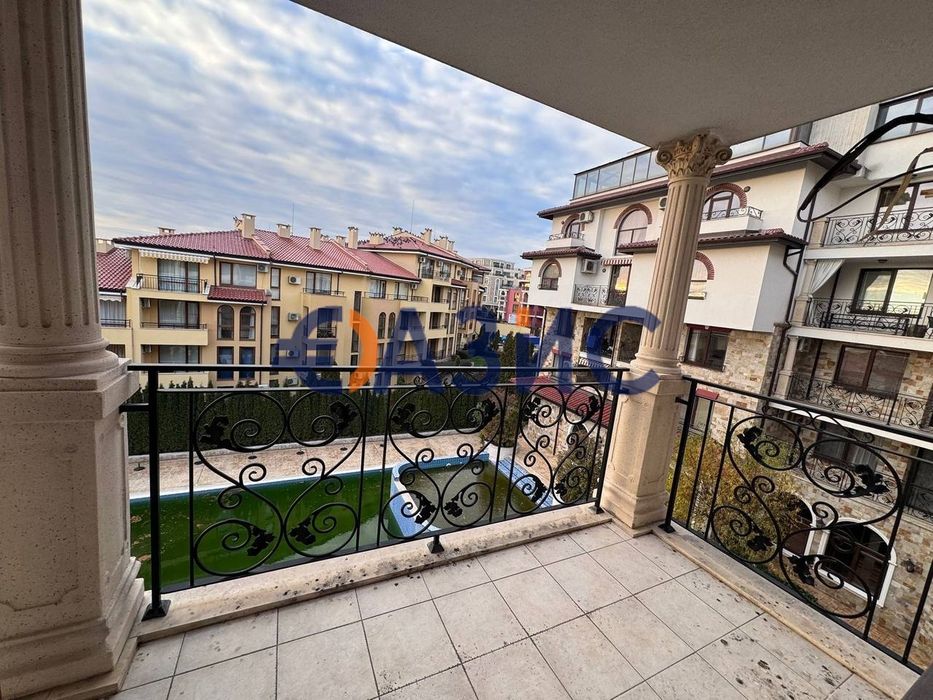Продава се Тристаен апартамент в Свети Влас - 90 кв.м за 1083 €/кв.м - Снимка #8