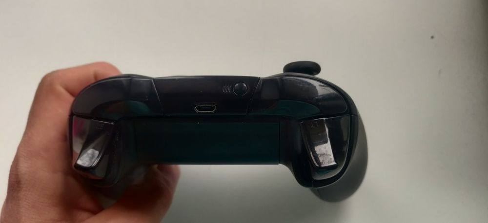 Контроллеры/ 2 джойстик xbox one