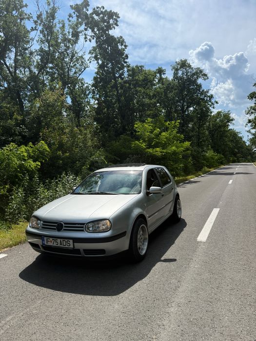 VOLKSWAGEN Golf 2002 — imagine 4