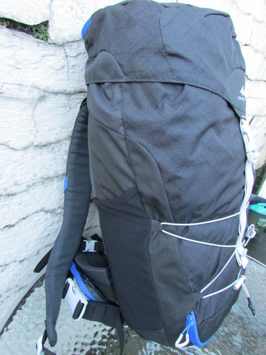 Туристическа раница Quechua Decathlon MH100 30L