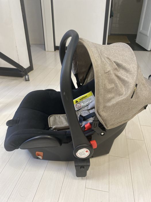 Продам автокресло