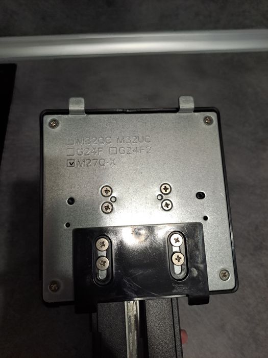 Стойка за монитор 27 инча