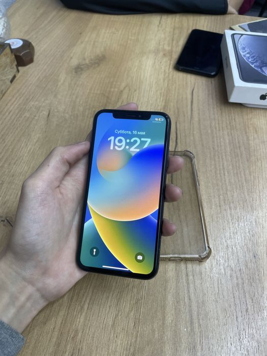 Продам Айфон X 256gb