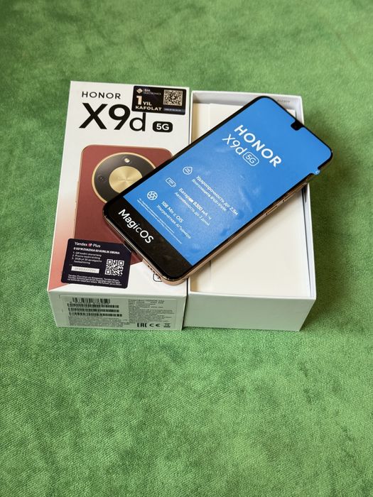 Honor x9d 8/256 idial