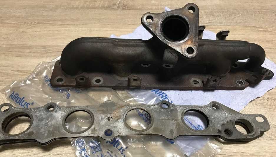 Galerie evacuare Mitsubishi Outlander III 2012 - 2015 150CP 4N14