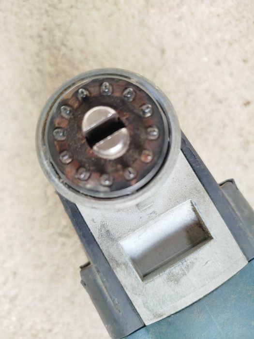 Реноватор BOSCH GOP 300 SCE -за ремонт