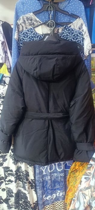 Продам зимнюю куртку