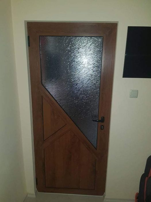 PVC и AL дограма, вътрешни щори, комарници, стъклопакети