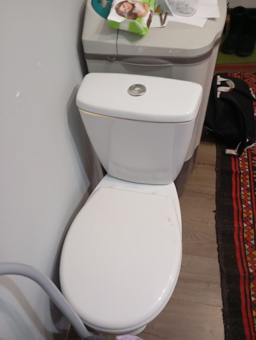 Продам унитаз б/у