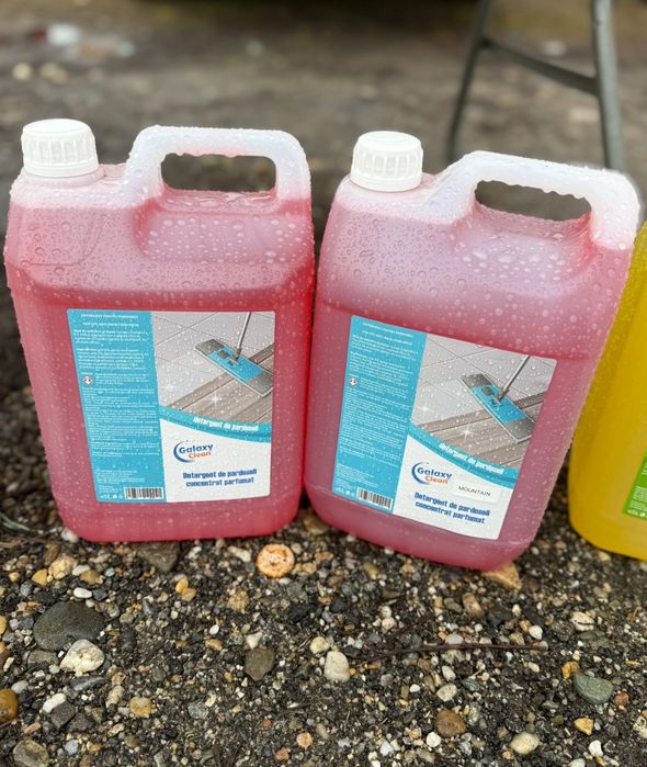 Vând Detergent de pardoseli și de vase