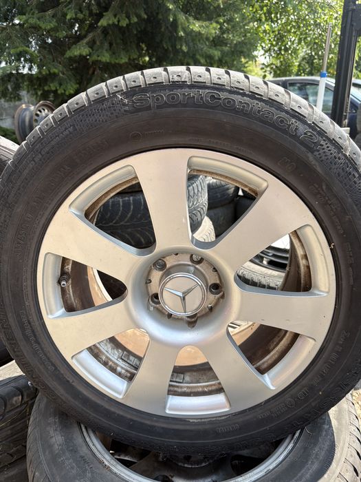 Janta aliaj cu anvelopa Mercedes 17