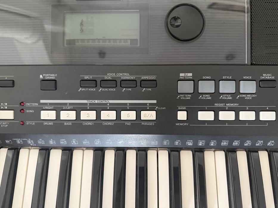 Синтезатор Yamaha продается