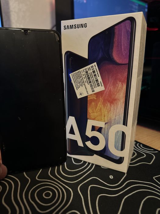 Телефон Самсунг А50 ЕСТЬ ТОРГ