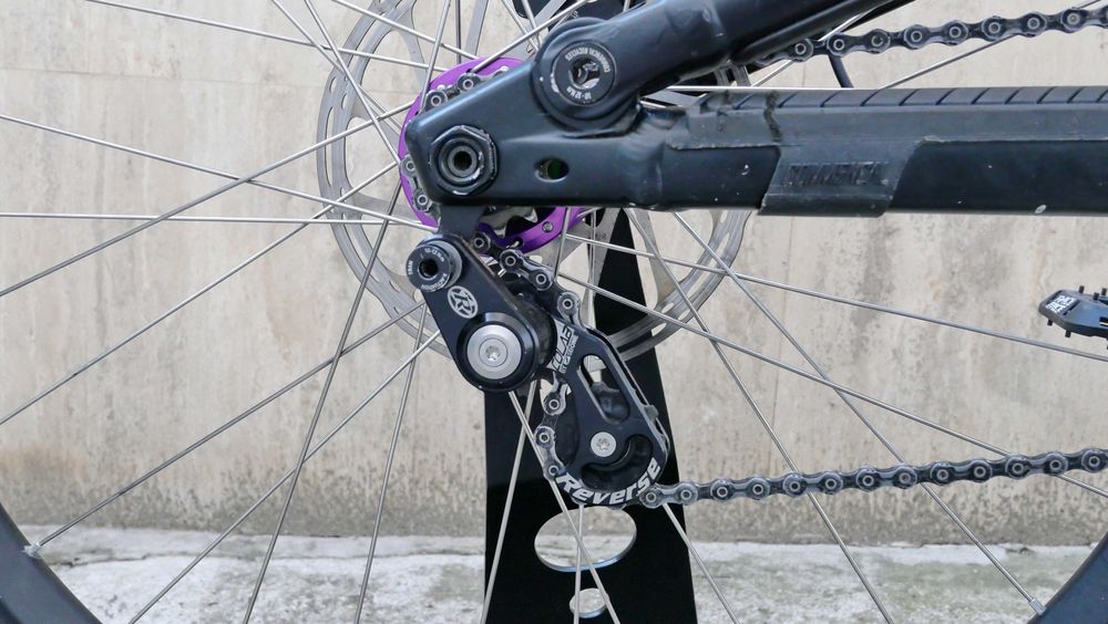 Commencal Furious DH, 27.5 S, RockShox Boxxer Air 200 мм. ход