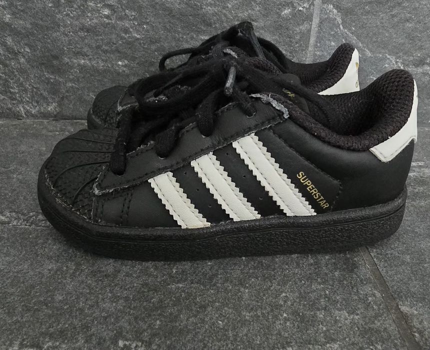 Детски маратонки Adidas – черни