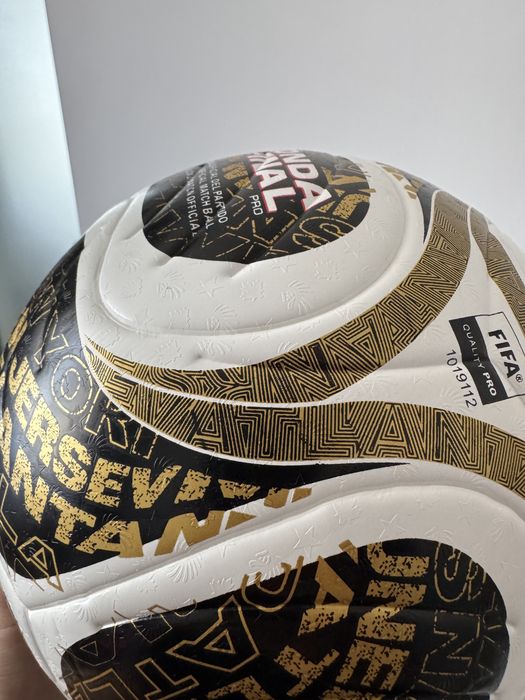 Minge fotbal Adidas Trionda Final Edition World Cup 2026