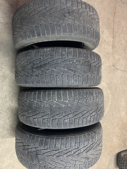 Продам шины зимние
