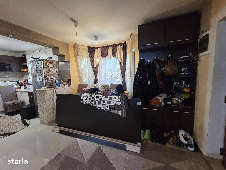 Vila 5 camere-Teren 500 mp-Strada asfaltată-Bragadiru